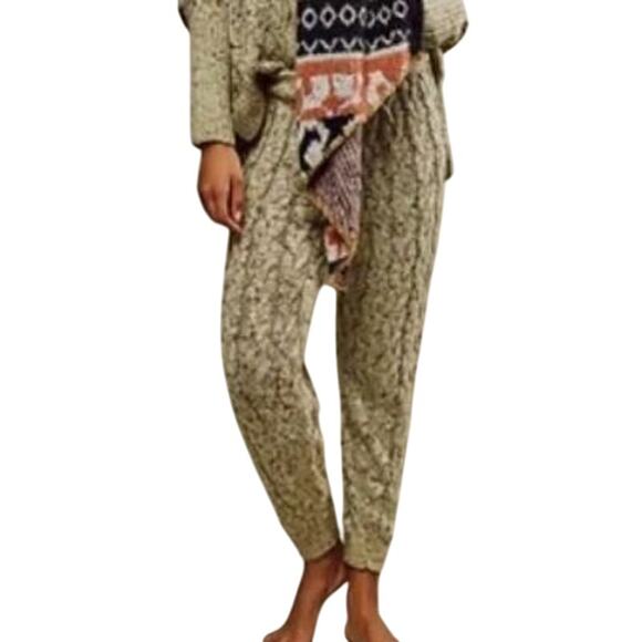 Intimately Free People Size M Under The Mistletoe Light Olive Green Knit Joggers - Picture 1 of 8